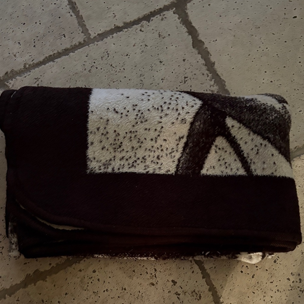 Vintage San Marcos Leopard on Tree Blanket Gently Loved 87”x54” Reversible - Picture 12 of 13